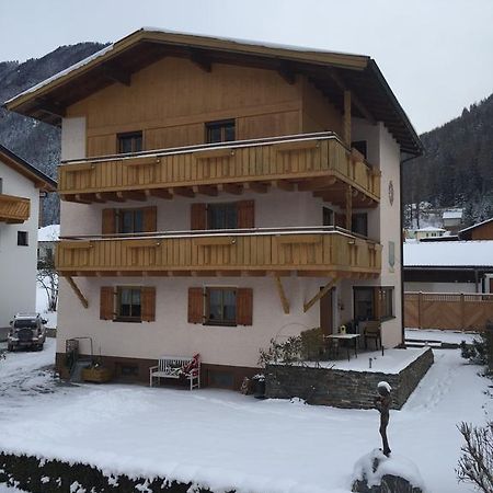 Haus-Nummer 355 Bei Renate & Roland Pfunds Exterior photo