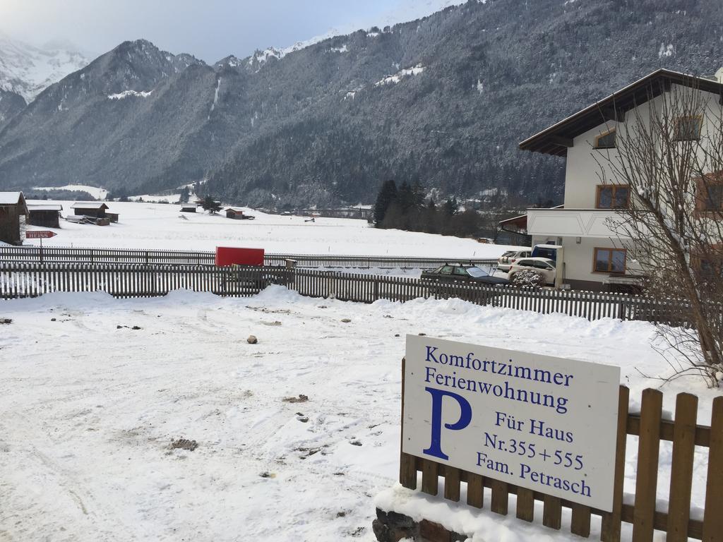 Haus-Nummer 355 Bei Renate & Roland Pfunds Exterior photo